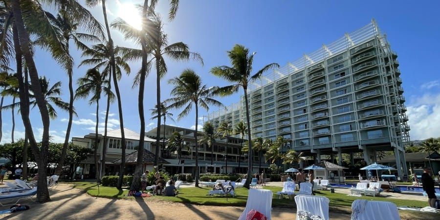 Kahala Hotel Resort